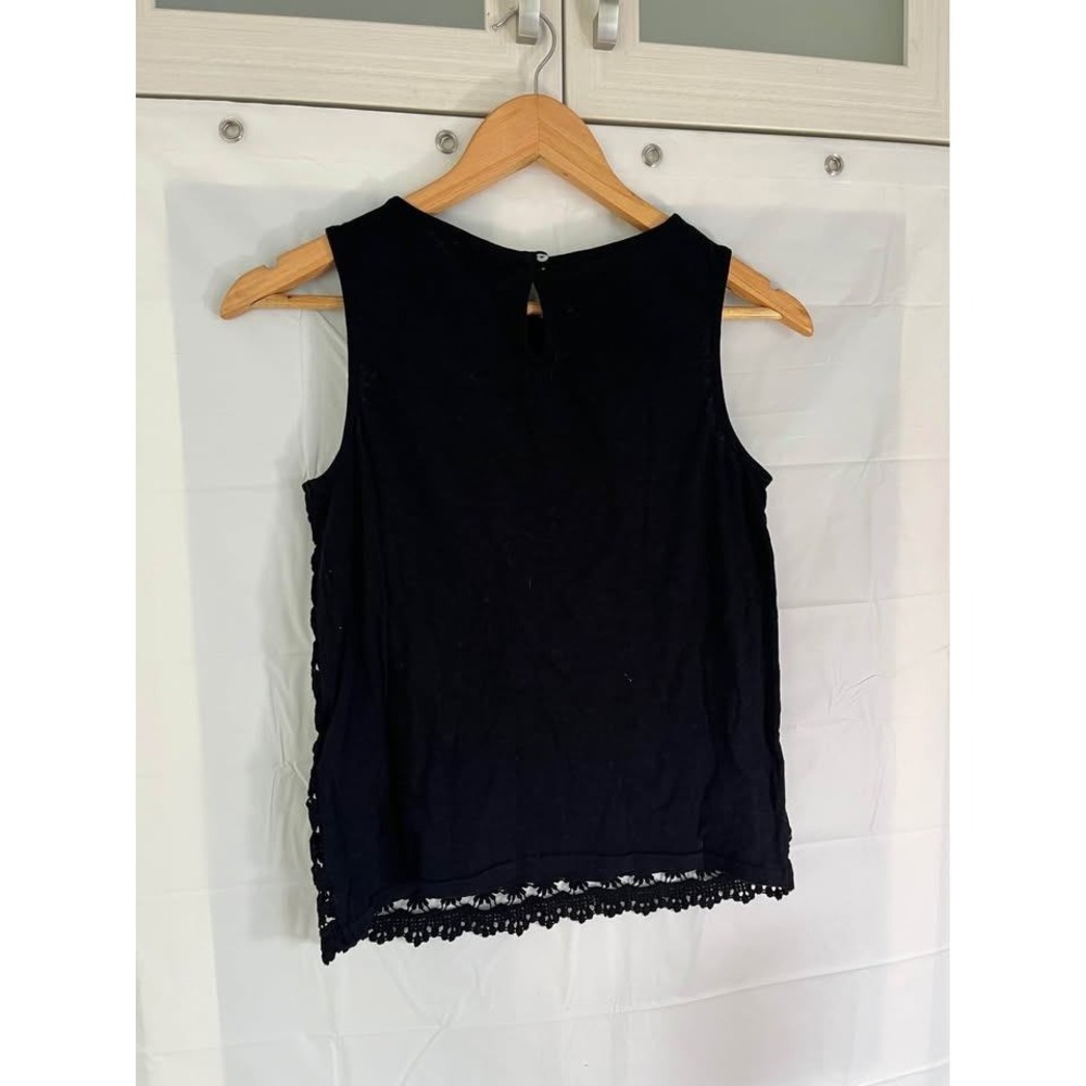Twik Black Floral Crochet Daisy Sleeveless Top Small - Picture 4 of 7